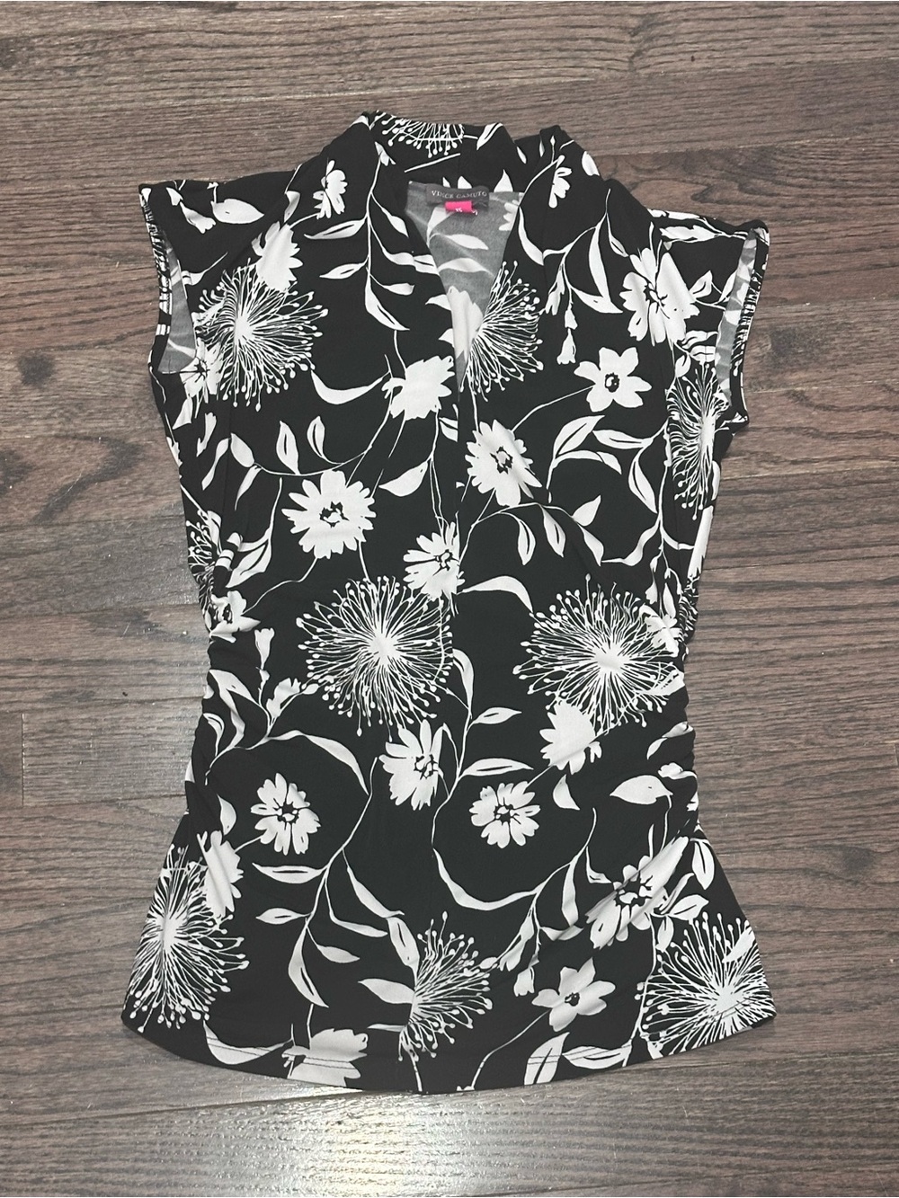 Vince Camuto Black & White Floral Top